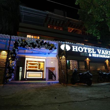 Hotel Vardhan Silvassa Exteriér fotografie